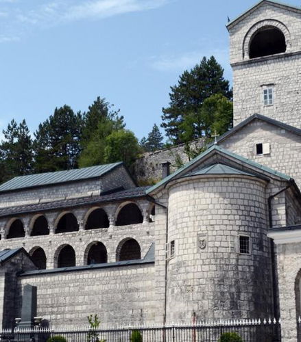 Foto de Excursión privada por Montenegro: Cetinje, pueblo de Njeguši, Kotor y Budva